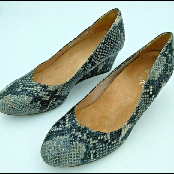 Vionic Antonia wedge pumps size 8.5 - Picture 4 of 7